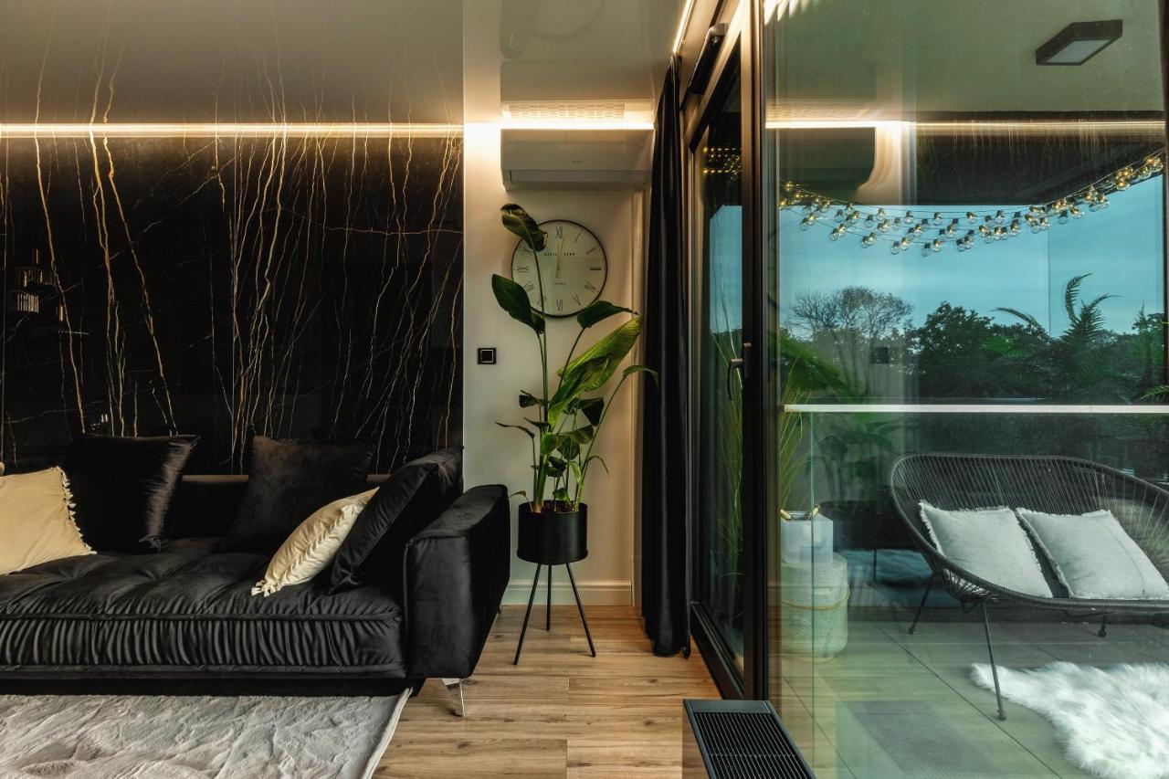 Argenti Unia Apartment *
